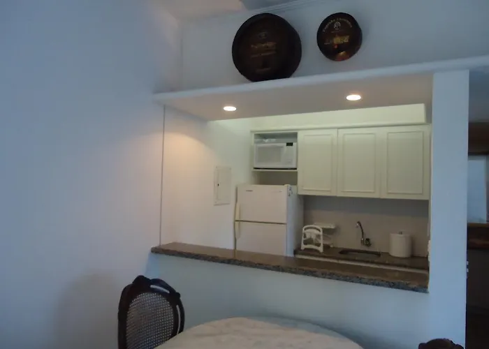  Flat No Imperial Suites